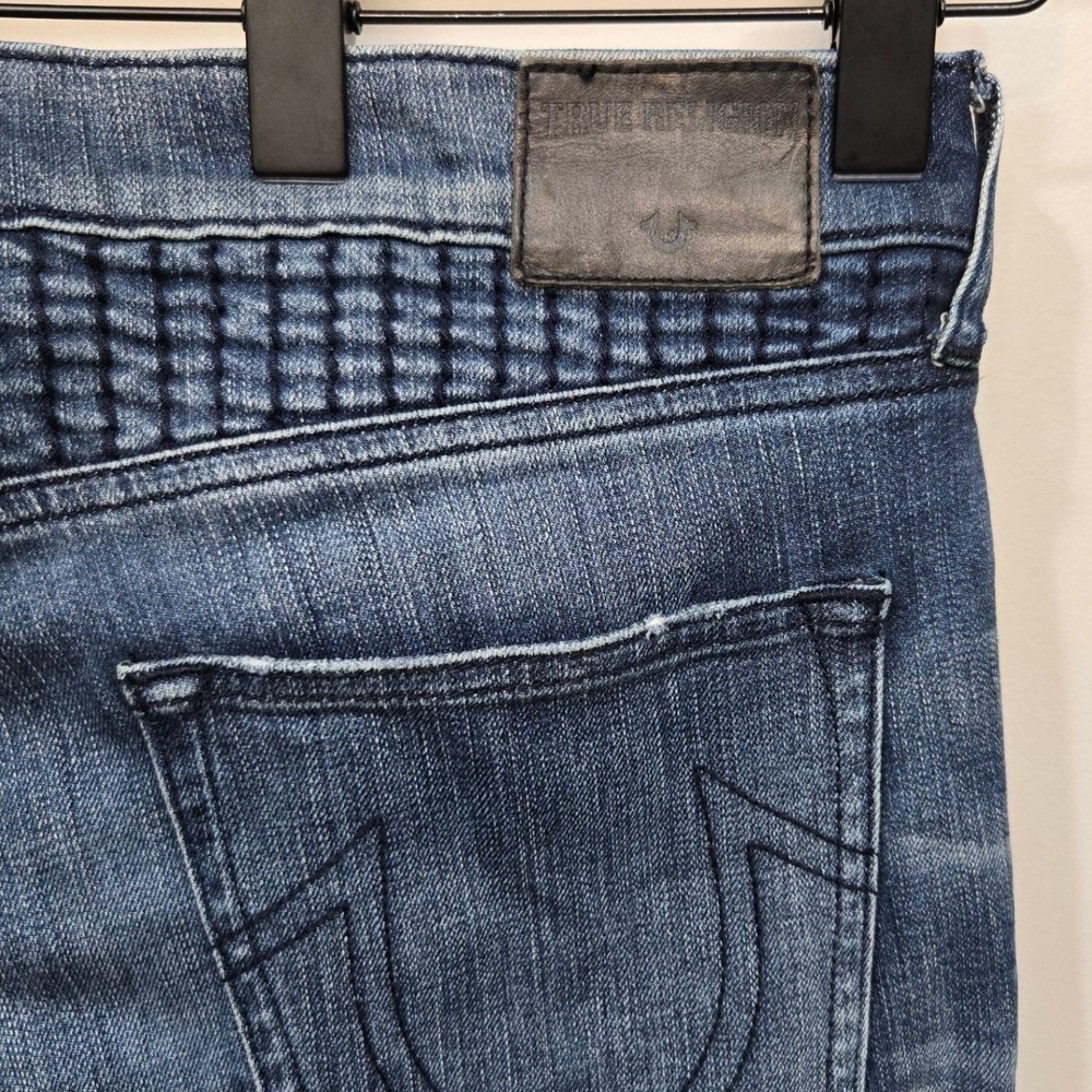 True Religion Geno Relaxed Slim Jean Men 33 Moto Biker Distressed Zipper Pockets - Picture 5 of 13